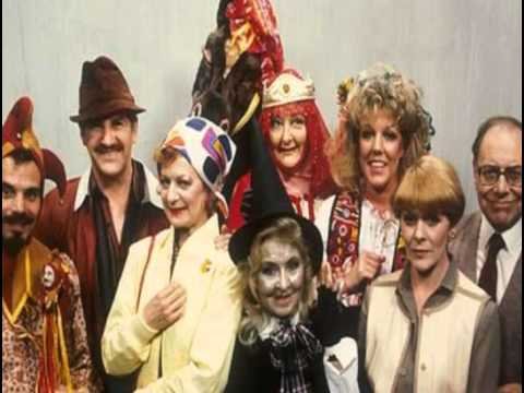 rentaghost.jpg.0b9eb72658c0bfceb097f431a564ed47.jpg