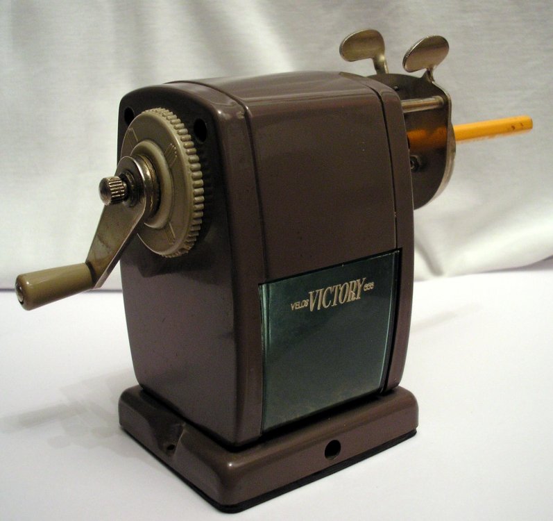 1389401321_pencilsharpener1.thumb.jpg.0ea23c6e43587978fd344f86f4c7d7ba.jpg