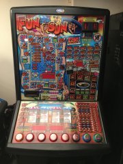 Fun In The Sun Club Fruit Machine (Crystal)